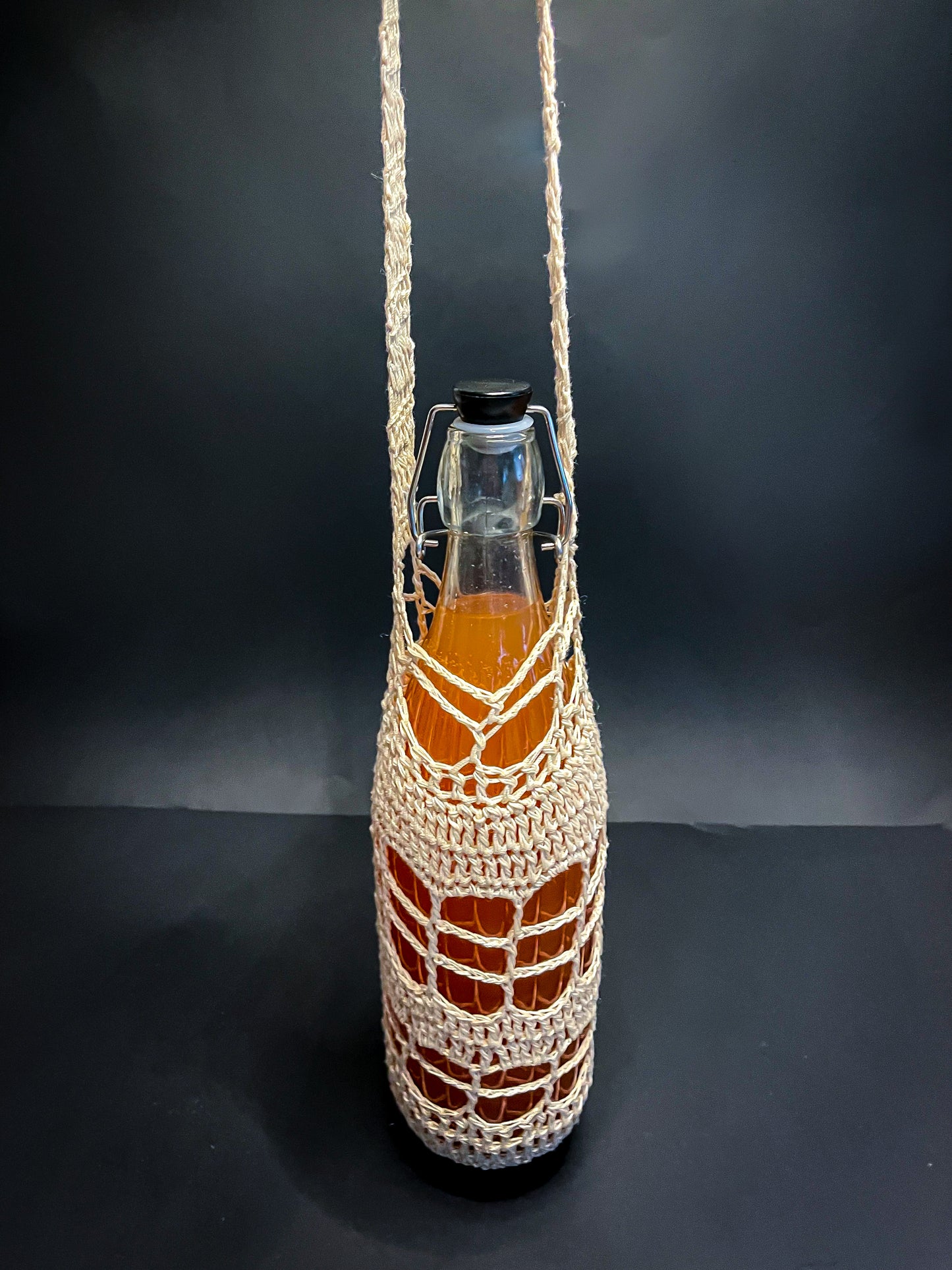 Crochet Bottle Holster (with handle)