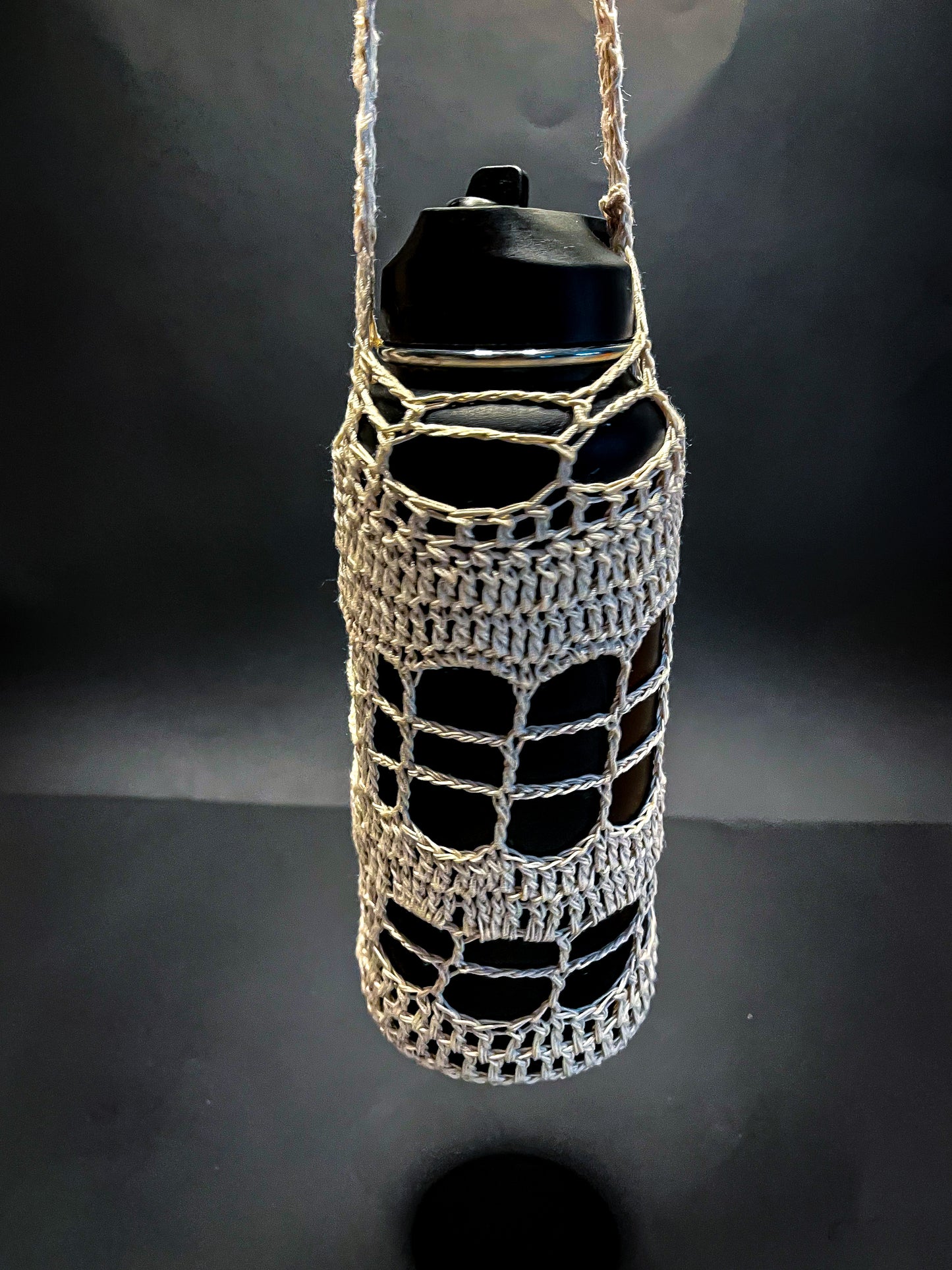 Crochet Bottle Holster (with handle)